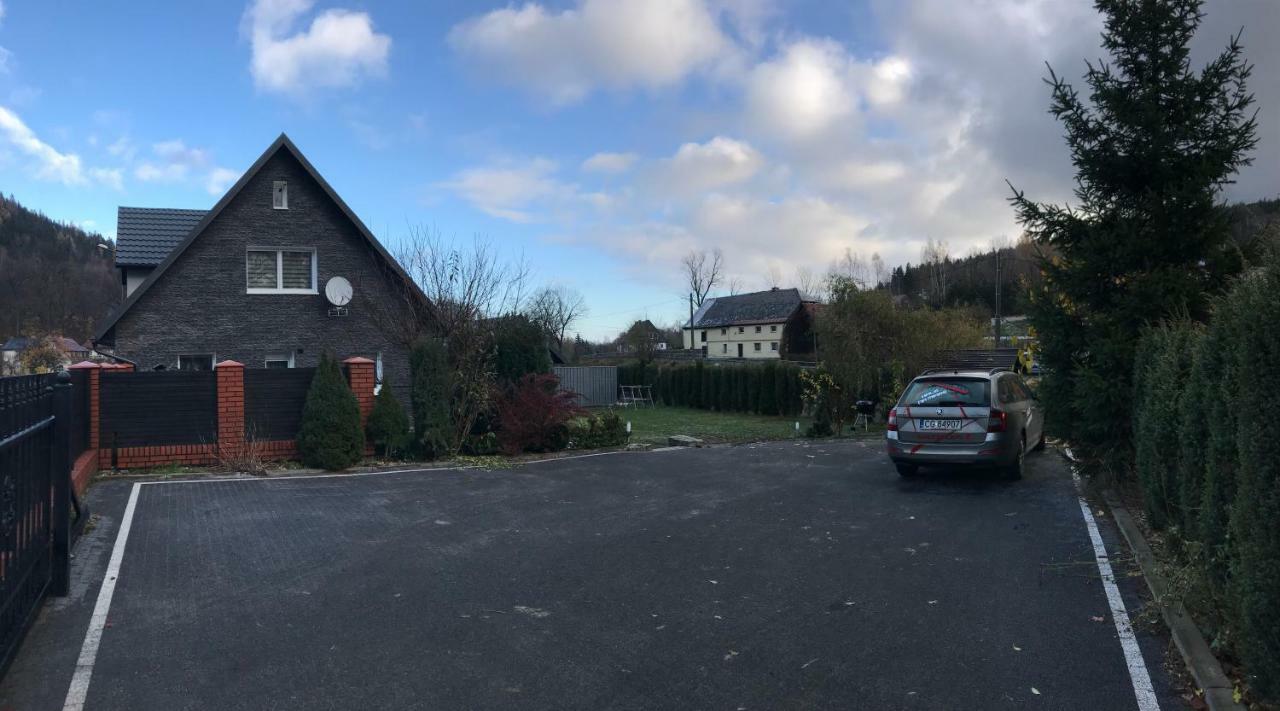 Ferienwohnung Dom Nad Kwisa Świeradów-Zdrój Exterior foto