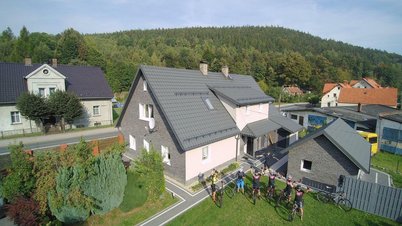 Ferienwohnung Dom Nad Kwisa Świeradów-Zdrój Exterior foto